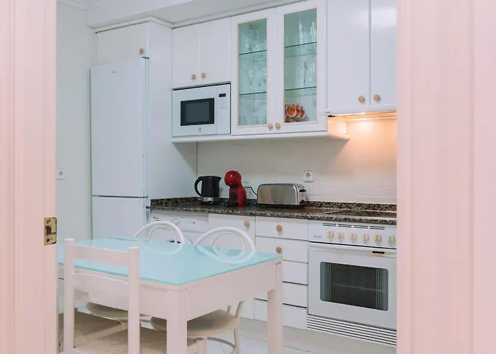 Espacio Luz En El Centro De By